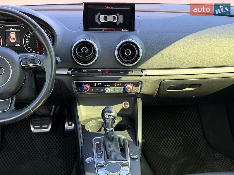 Седан Audi A3 2015 в Одессе