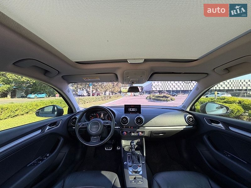 Седан Audi A3 2015 в Одессе