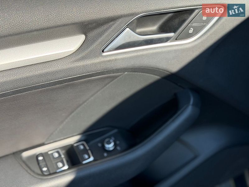 Седан Audi A3 2015 в Одессе