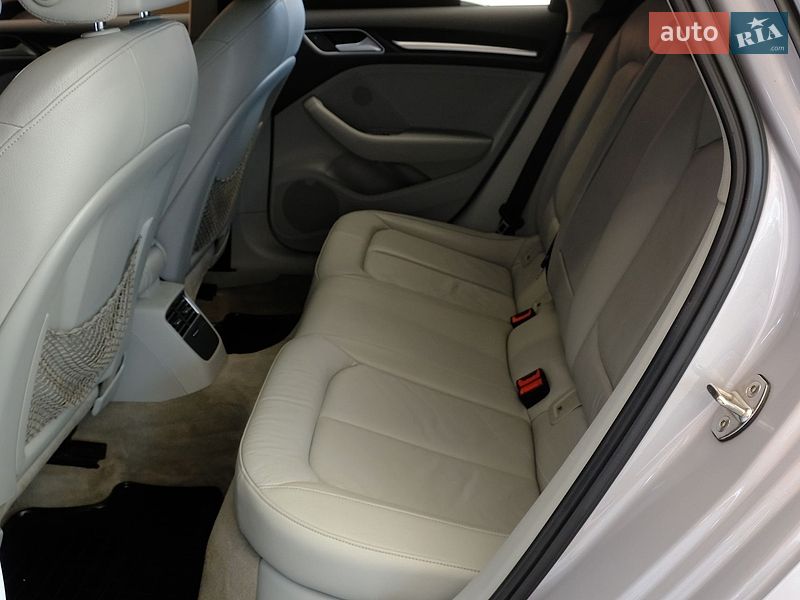 Седан Audi A3 2015 в Одессе