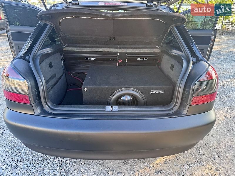 Хэтчбек Audi A3 2002 в Днепре