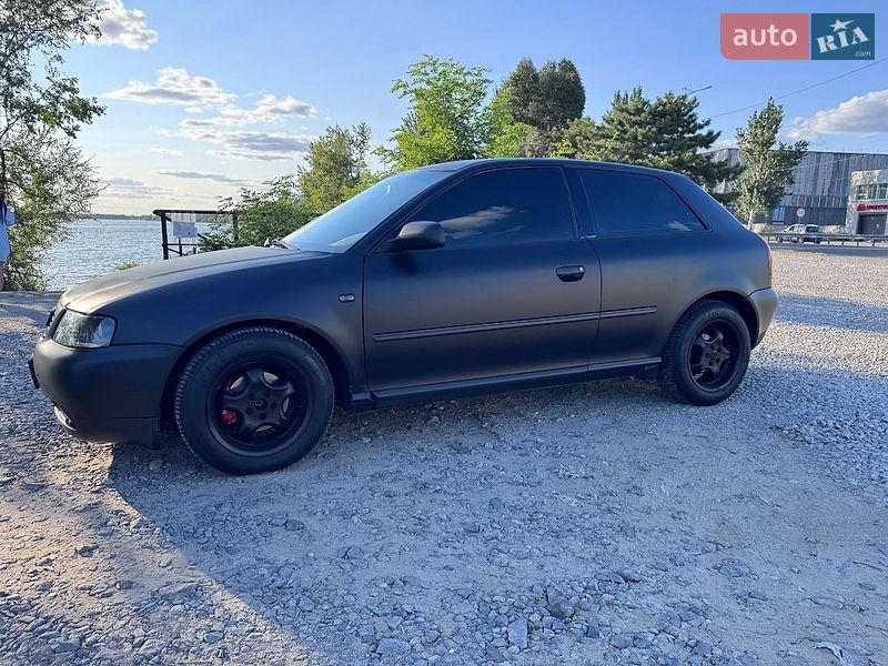 Хэтчбек Audi A3 2002 в Днепре