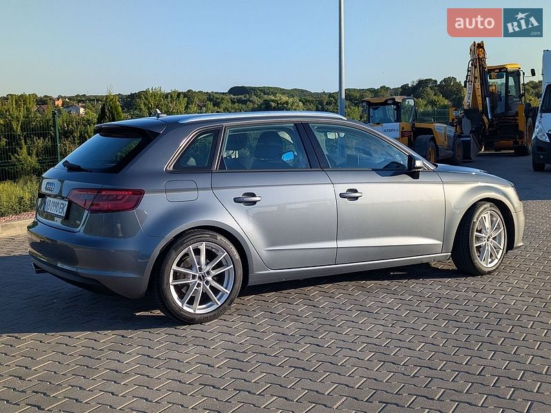 Хэтчбек Audi A3 2016 в Виннице
