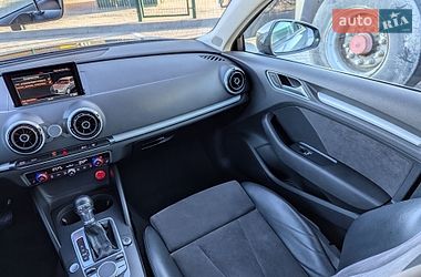 Хэтчбек Audi A3 2016 в Виннице