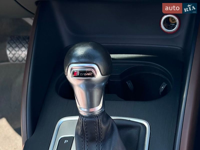 Седан Audi A3 2014 в Синельниково
