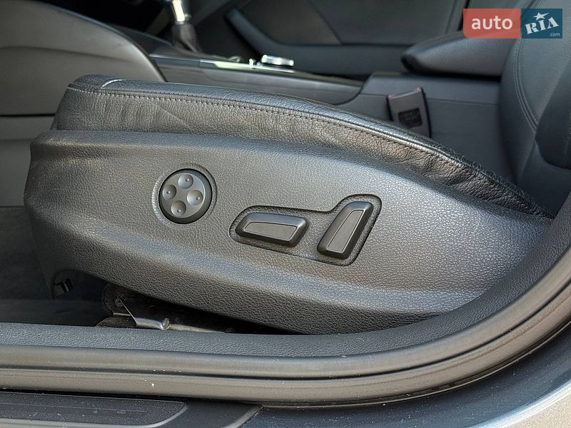 Седан Audi A3 2015 в Ровно