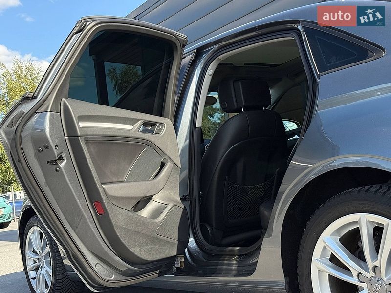 Седан Audi A3 2015 в Ровно