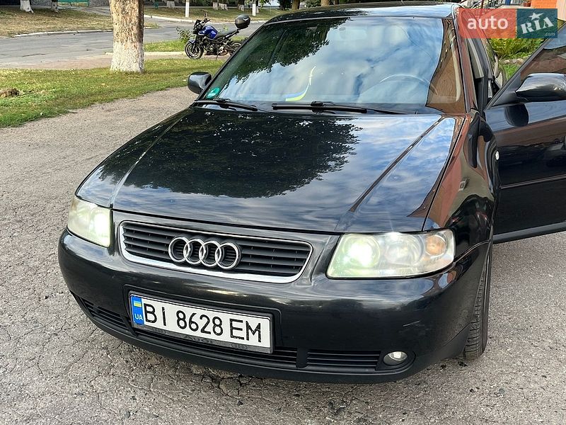 Хетчбек Audi A3 2000 в Хоролі