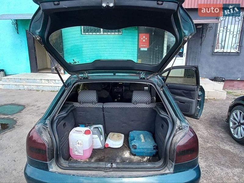 Хетчбек Audi A3 1997 в Луцьку фото 5 Хетчбек Audi A3 1997 в Луцьку