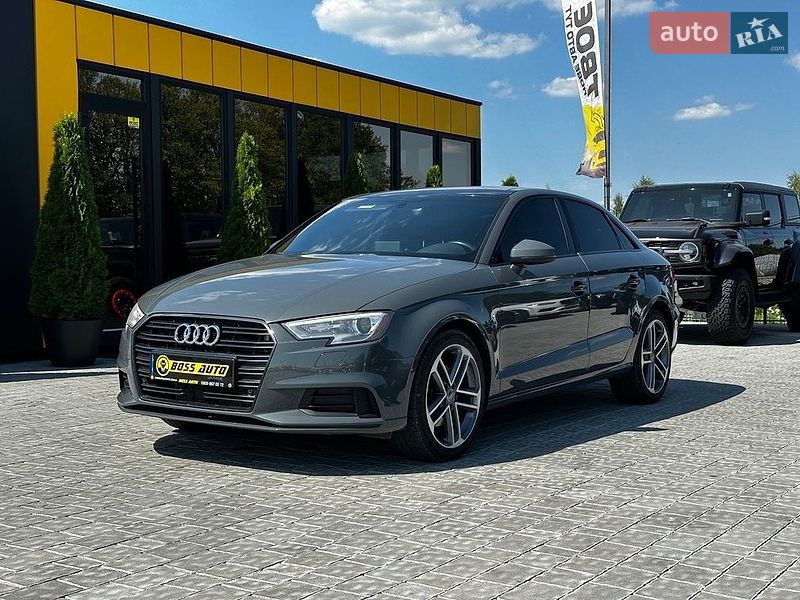 Седан Audi A3 2020 в Івано-Франківську