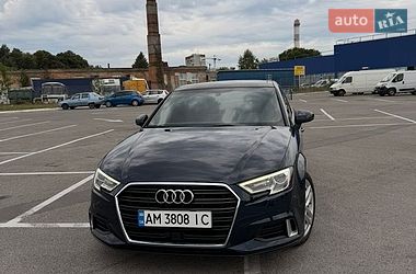 Седан Audi A3 2016 в Житомире