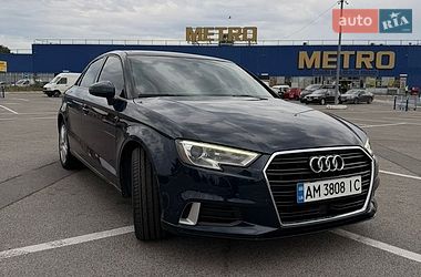 Седан Audi A3 2016 в Житомире