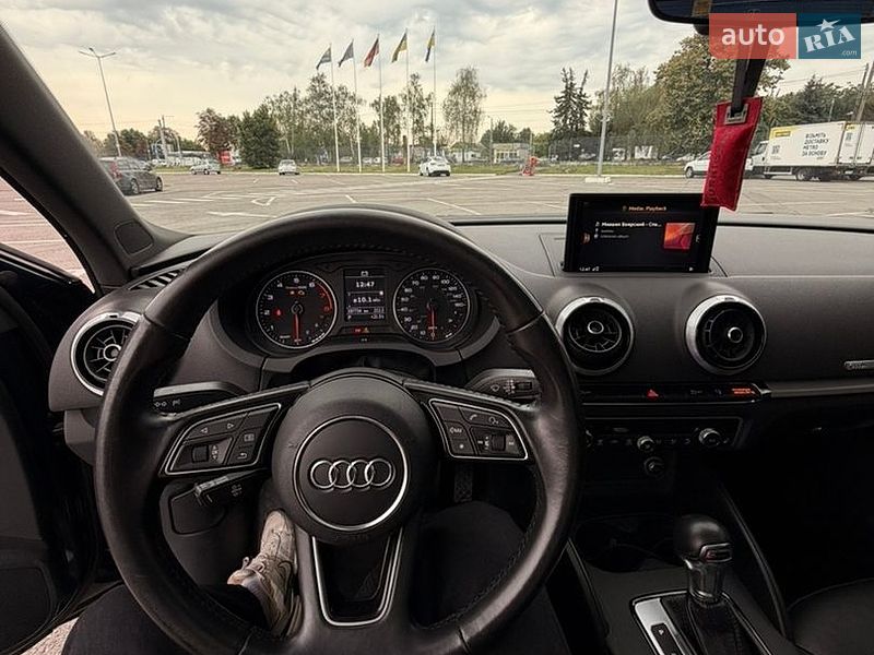Седан Audi A3 2016 в Житомире
