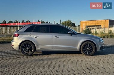 Хэтчбек Audi A3 2018 в Львове