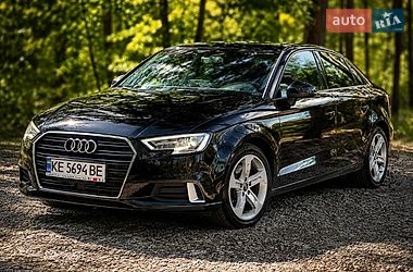 audi a3 2016 в Дніпро (Дніпропетровськ) від професійного продавця Евгений Володимирович Ломанцев