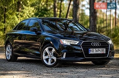 Седан Audi A3 2016 в Дніпрі