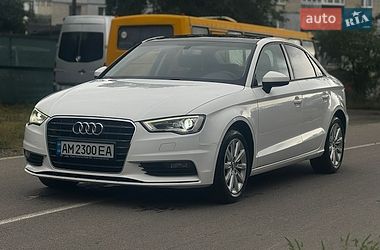 Седан Audi A3 2015 в Малині