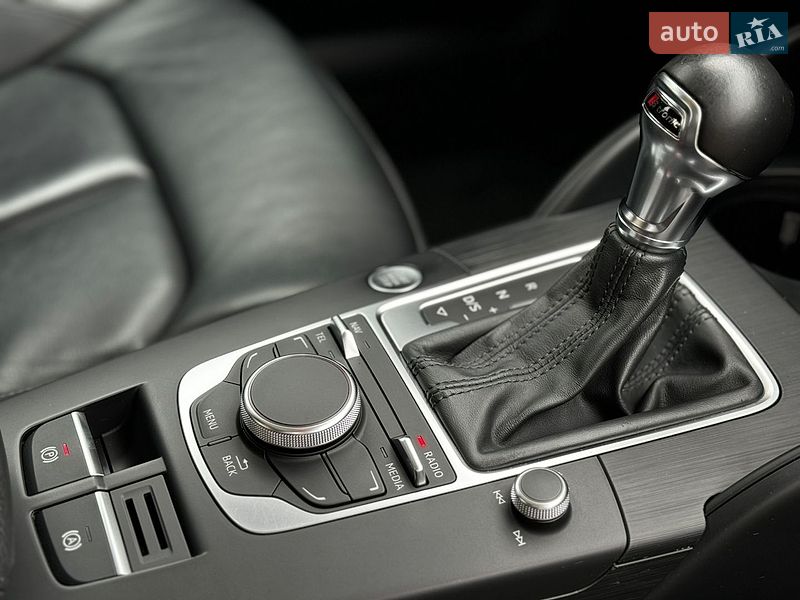 Седан Audi A3 2015 в Малині