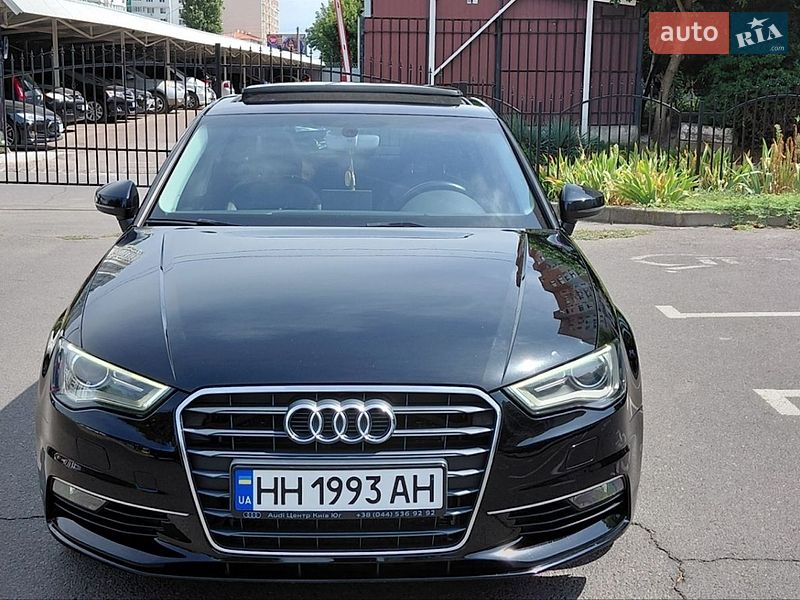 Седан Audi A3 2016 в Одессе