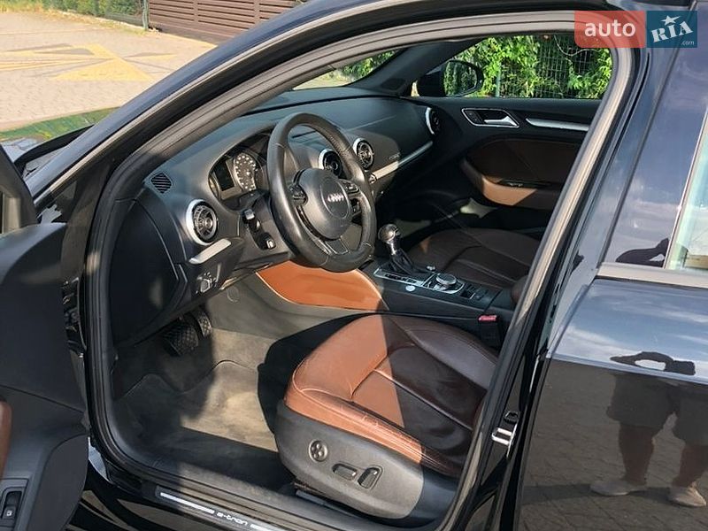 Хетчбек Audi A3 2016 в Львові