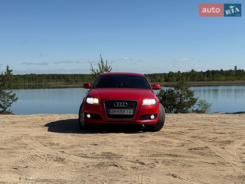 Хэтчбек Audi A3 2010 в Коростене