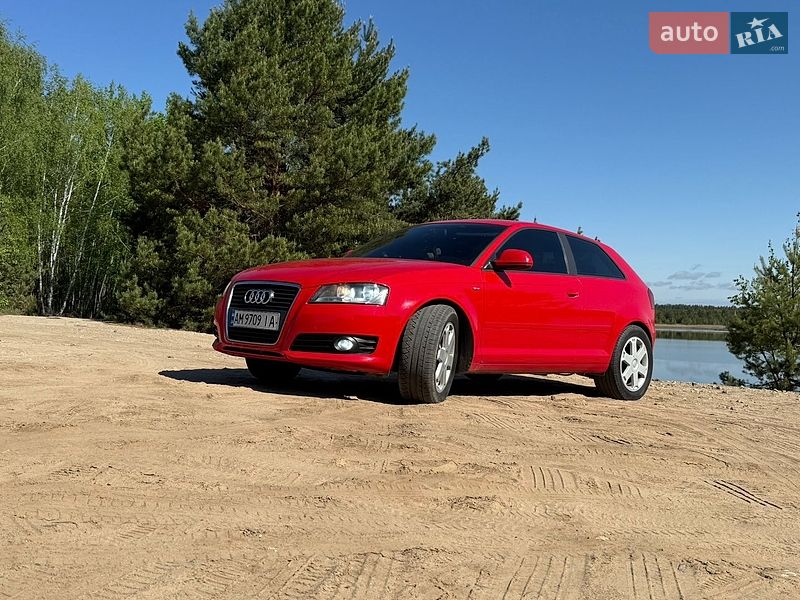 Хэтчбек Audi A3 2010 в Коростене