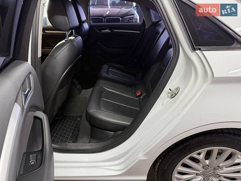Седан Audi A3 2016 в Одесі