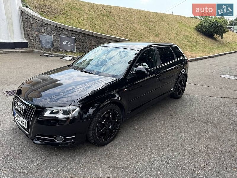 Хэтчбек Audi A3 2008 в Киеве