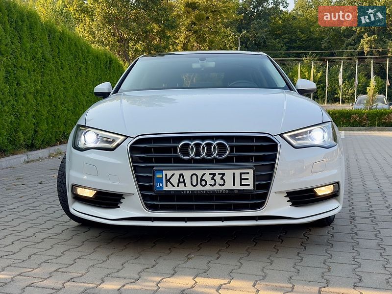Седан Audi A3 2015 в Вінниці