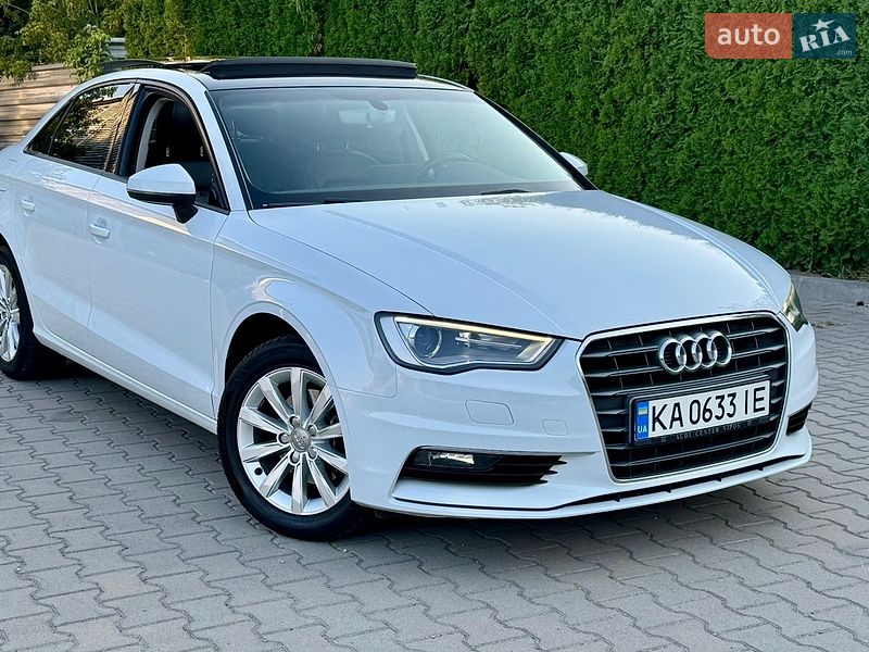 Седан Audi A3 2015 в Вінниці