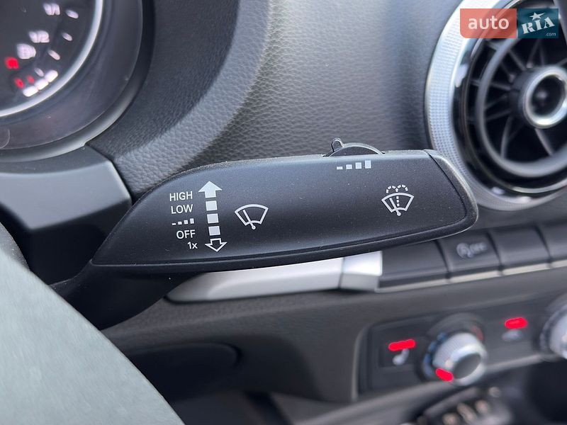Седан Audi A3 2015 в Вінниці