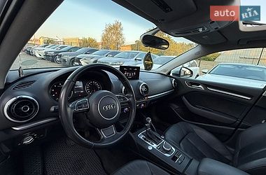 Седан Audi A3 2015 в Черновцах