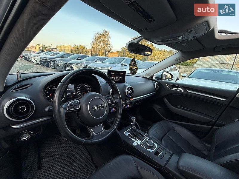 Седан Audi A3 2015 в Черновцах