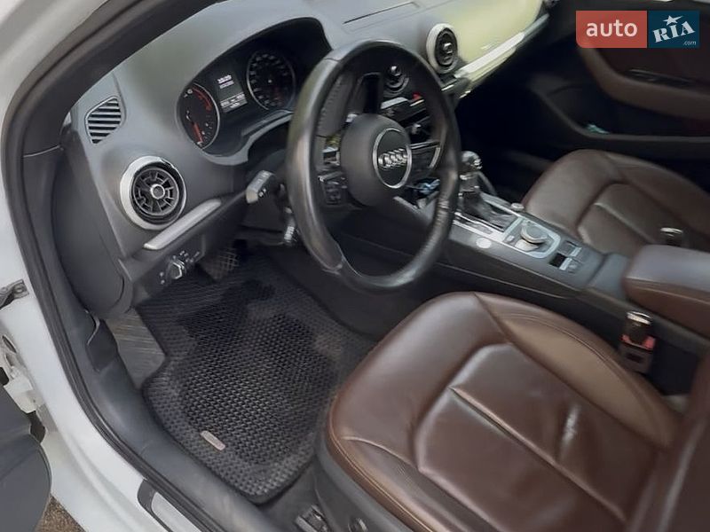 Седан Audi A3 2017 в Харькове