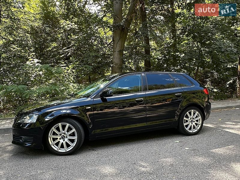Хэтчбек Audi A3 2012 в Винниках