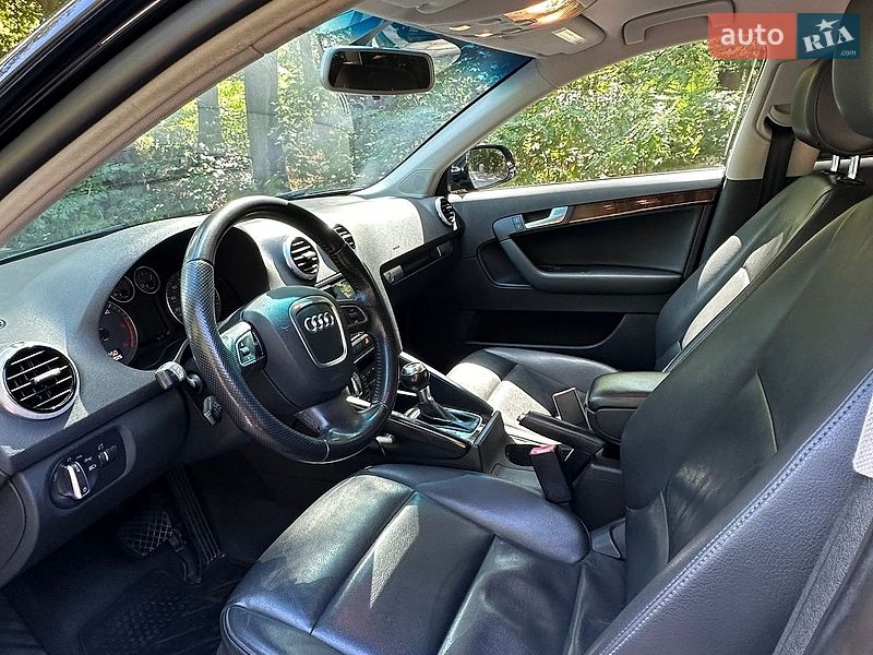 Хэтчбек Audi A3 2012 в Винниках
