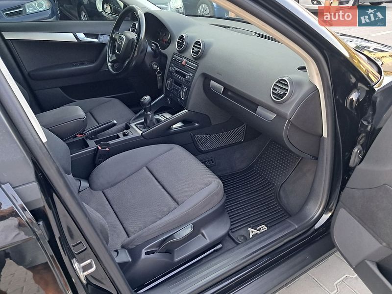 Хэтчбек Audi A3 2005 в Могилев-Подольске