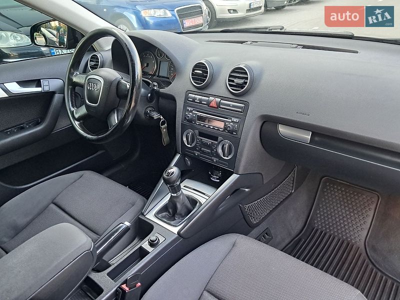 Хэтчбек Audi A3 2005 в Могилев-Подольске