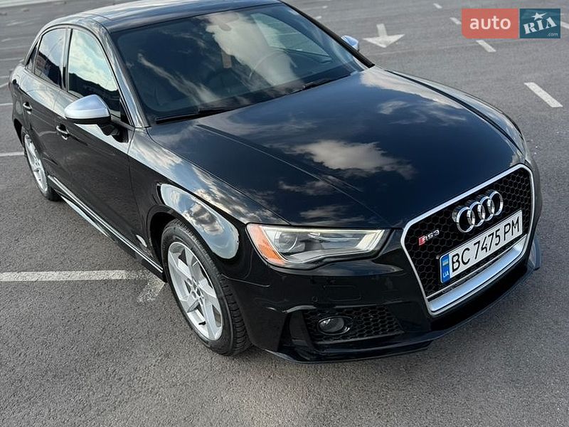 Седан Audi A3 2015 в Львове