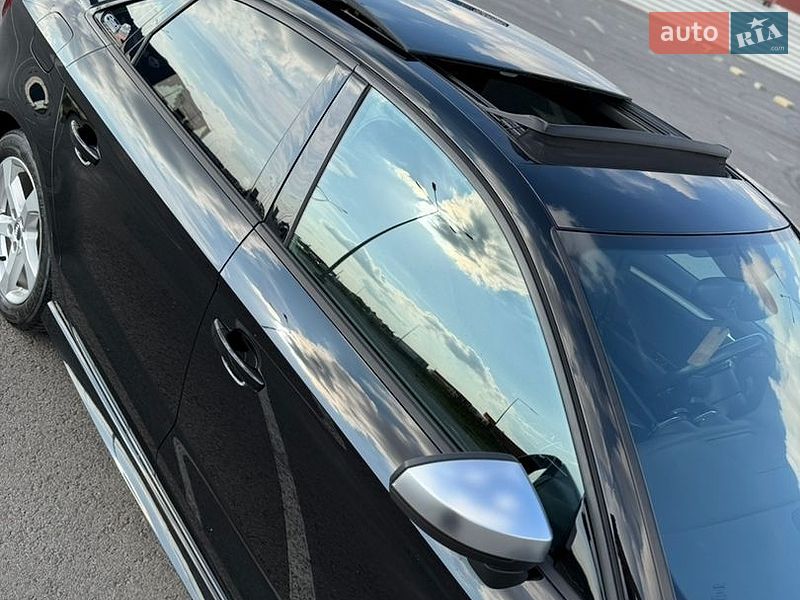 Седан Audi A3 2015 в Львове