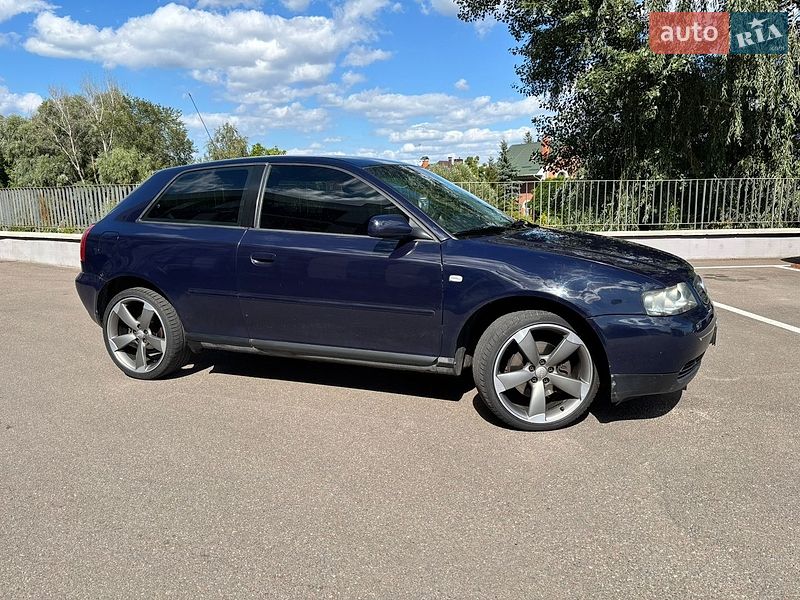 Хэтчбек Audi A3 2001 в Киеве