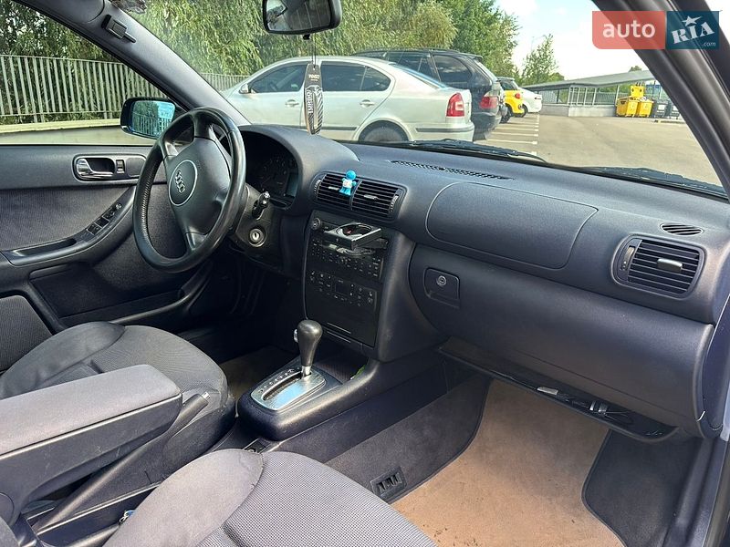 Хэтчбек Audi A3 2001 в Киеве