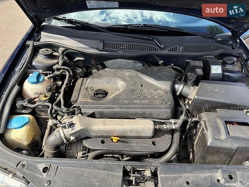 Хэтчбек Audi A3 2001 в Киеве