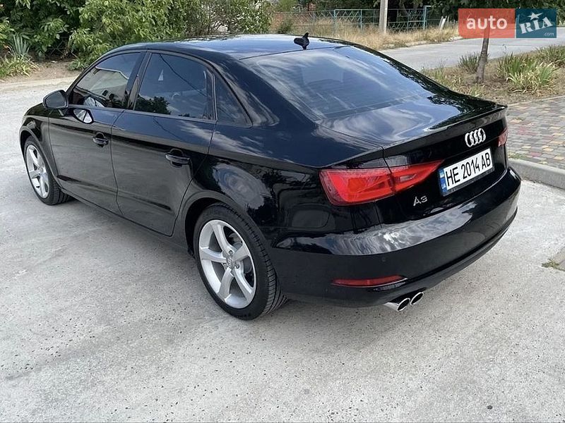 Седан Audi A3 2015 в Миколаєві