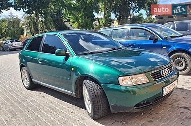 Хетчбек Audi A3 1999 в Новояворівську