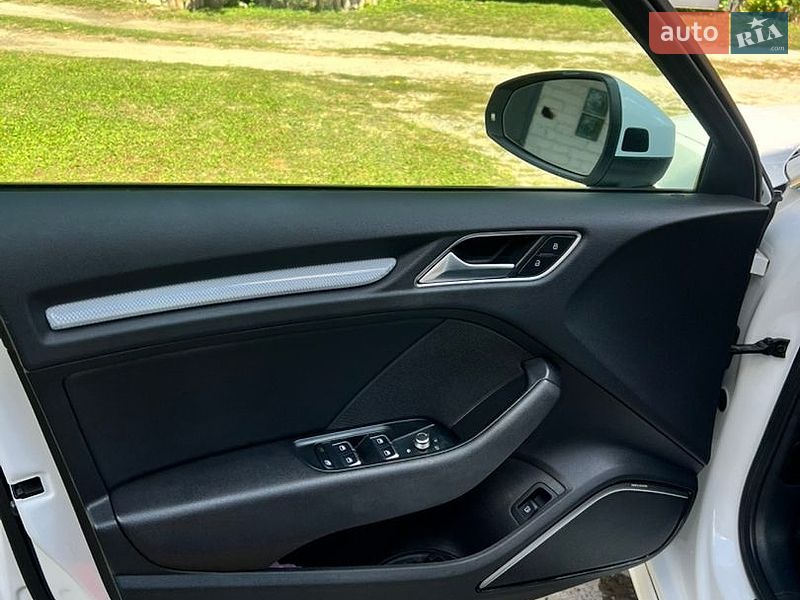Хэтчбек Audi A3 2016 в Умани