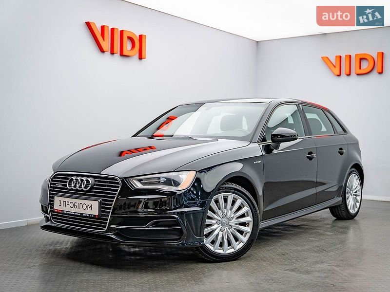 Хэтчбек Audi A3 2016 в Киеве фото Хэтчбек Audi A3 2016 в Киеве