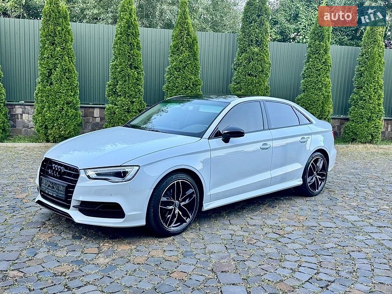 Седан Audi A3 2016 в Мукачево