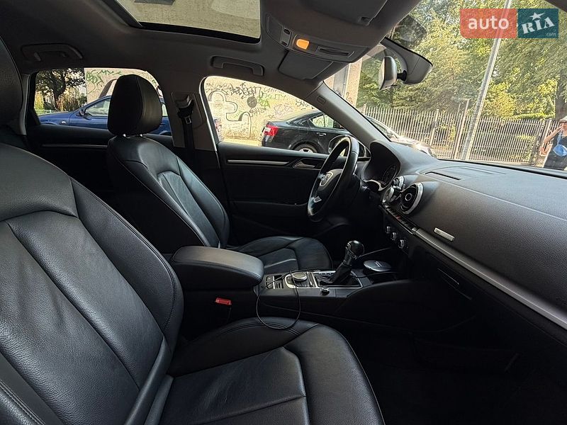 Седан Audi A3 2016 в Києві
