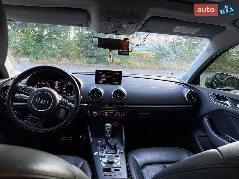 Седан Audi A3 2015 в Києві фото 7 Седан Audi A3 2015 в Києві